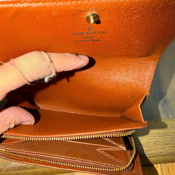 Louis Vuitton Dark Brown Monogram Women’s Wallet - Picture 7 of 9